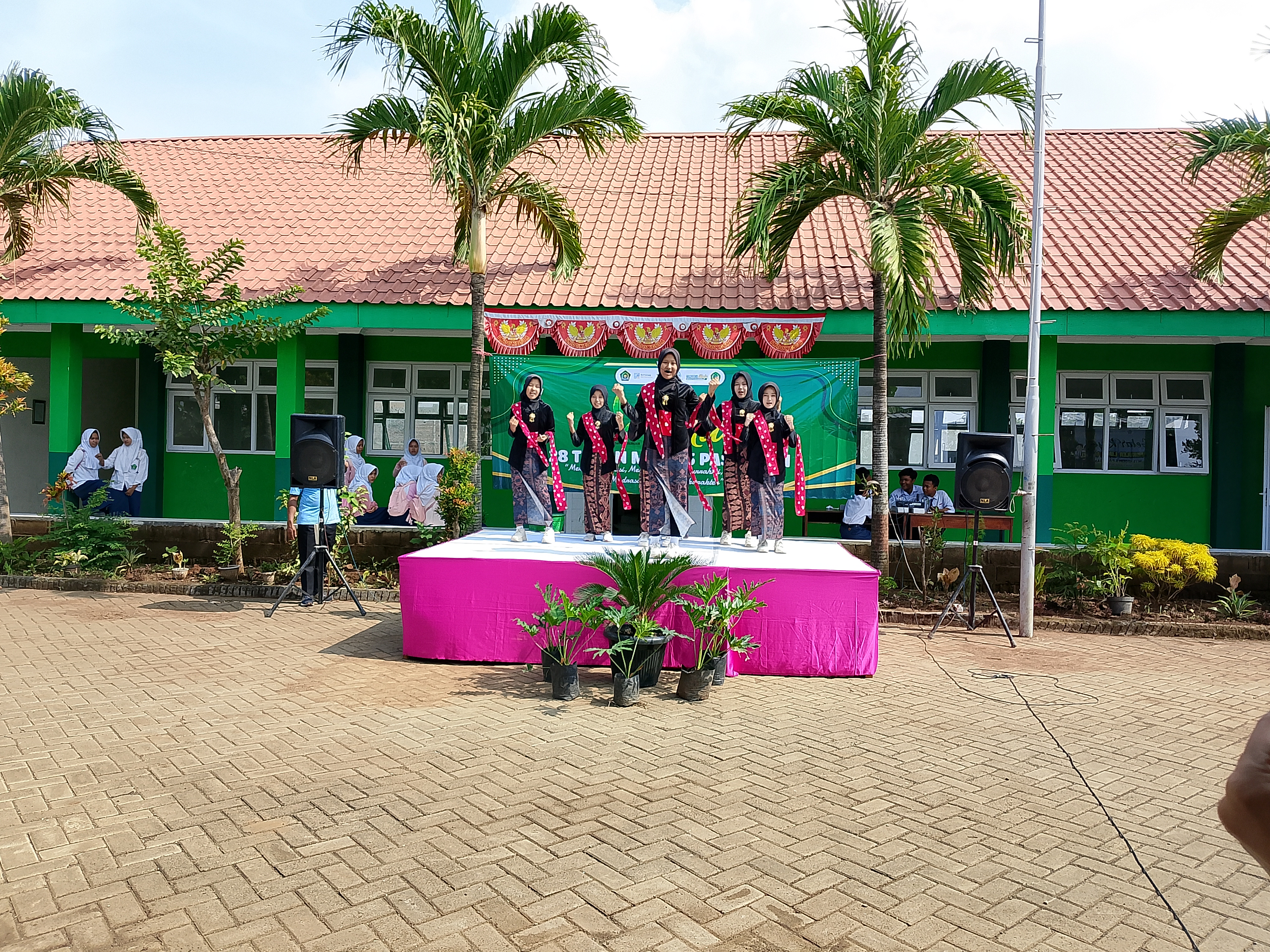 Lomba Jingle Meriahkan Milad ke-28 MTsN 5 Pasuruan 